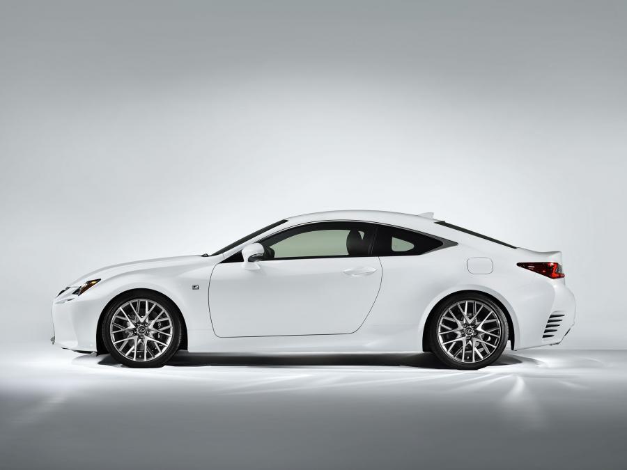  Lexus RC350 F-Sport 2014 года  (фото 24 из 32)